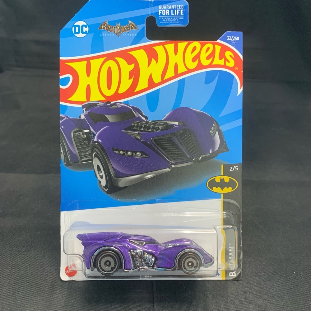 Hot wheels Batman:Arkham Asylum Batmobile